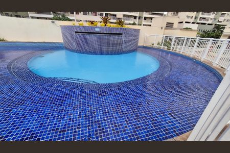 Apartamento para alugar com 127m², 2 quartos e 1 vagaÁrea comum Piscinas 