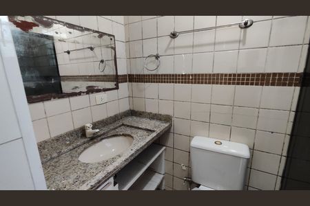 Casa para alugar com 120m², 2 quartos e sem vaga Casa para alugar com 120m², 2 quartos e sem vagaBanheiro da Suíte 1