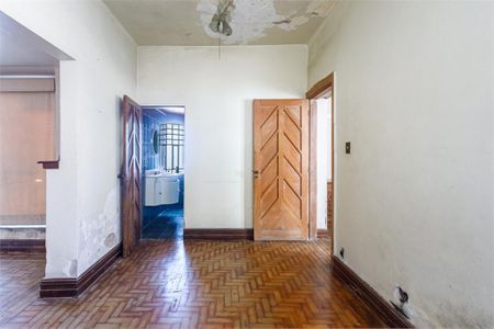 Casa à venda com 350m², 3 quartos e 4 vagas