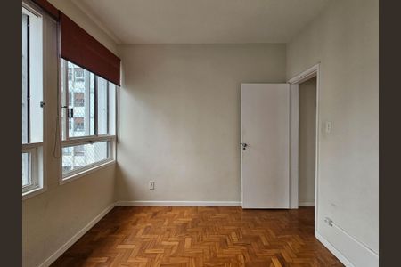 Apartamento para alugar com 160m², 3 quartos e 2 vagas Apartamento para alugar com 160m², 3 quartos e 2 vagasQuarto 2