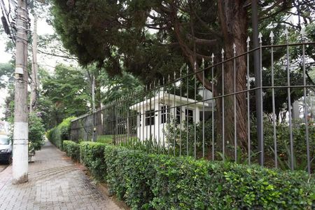 Apartamento para alugar com 160m², 3 quartos e 2 vagas Apartamento para alugar com 160m², 3 quartos e 2 vagasFachada