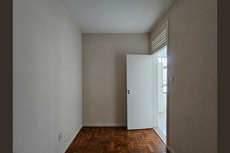 Apartamento para alugar com 160m², 3 quartos e 2 vagas Apartamento para alugar com 160m², 3 quartos e 2 vagasQuarto de Serviço