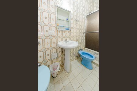 Apartamento para alugar com 123m², 3 quartos e 1 vaga Apartamento para alugar com 123m², 3 quartos e 1 vagaBanheiro social