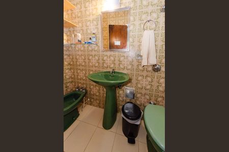 Apartamento para alugar com 123m², 3 quartos e 1 vaga Apartamento para alugar com 123m², 3 quartos e 1 vagaBanheiro suíte