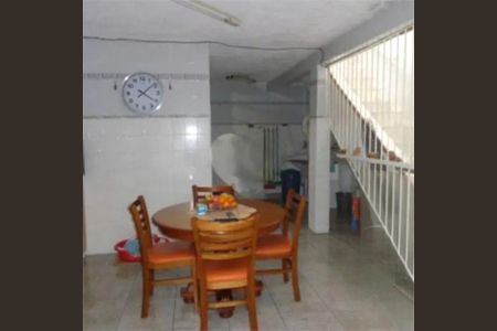 Casa à venda com 113m², 3 quartos e 1 vaga