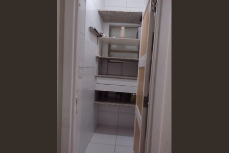 Banheiro de apartamento à venda com 2 quartos, 120m² em Centro, Jundiaí