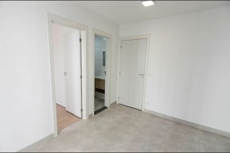 Sala de apartamento para alugar com 1 quarto, 32m² em Santo Cristo, Rio de Janeiro