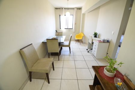 Sala de apartamento para alugar com 1 quarto, 51m² em Centro, Campinas