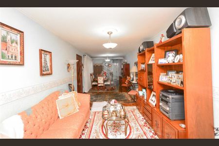 Casa à venda com 170m², 4 quartos e 2 vagas