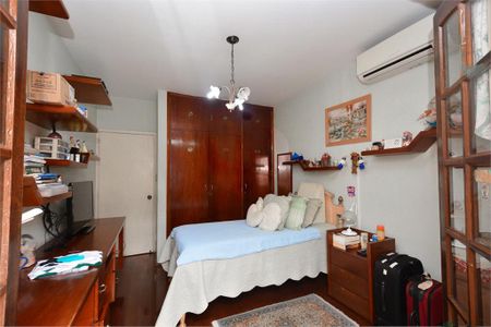 Casa à venda com 4 quartos, 170m² em Itaim Bibi, São Paulo