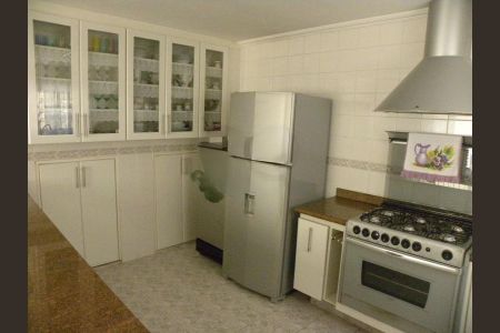 Casa à venda com 200m², 3 quartos e 2 vagas