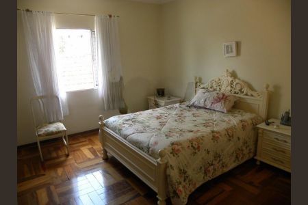 Casa à venda com 3 quartos, 200m² em Chácara Inglesa, São Paulo