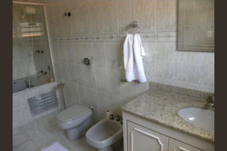 Casa à venda com 200m², 3 quartos e 2 vagas