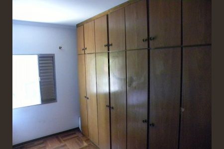 Casa à venda com 3 quartos, 200m² em Chácara Inglesa, São Paulo