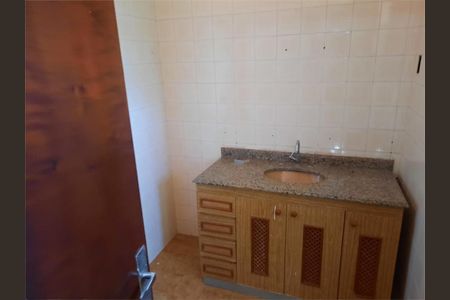 Casa à venda com 246m², 4 quartos e 6 vagas