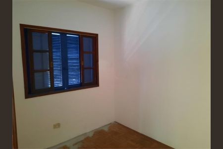 Casa à venda com 4 quartos, 246m² em Jardim Santa Helena, São Paulo