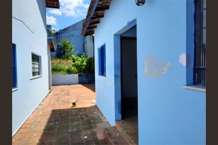 Casa à venda com 246m², 4 quartos e 6 vagas