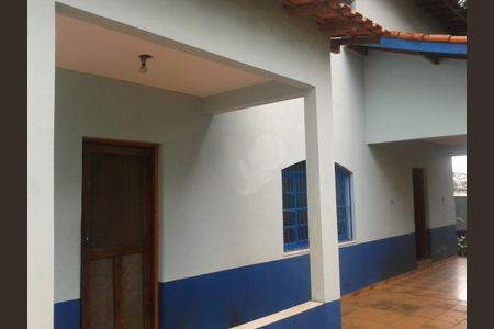 Casa à venda com 246m², 4 quartos e 6 vagas