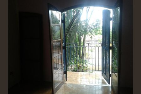 Casa à venda com 246m², 4 quartos e 6 vagas