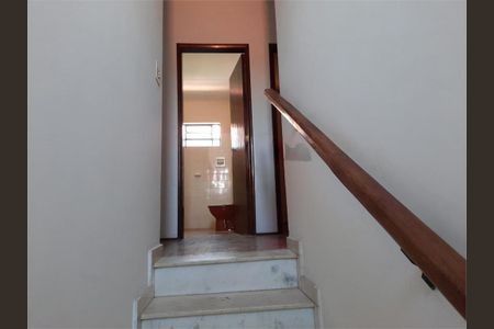 Casa à venda com 246m², 4 quartos e 6 vagas