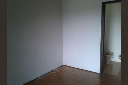 Casa à venda com 246m², 4 quartos e 6 vagas