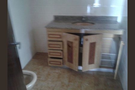 Casa à venda com 246m², 4 quartos e 6 vagas