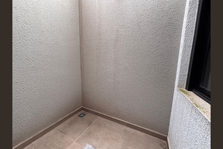 Apartamento para alugar com 28m², 1 quarto e sem vagaÁrea de Serviço