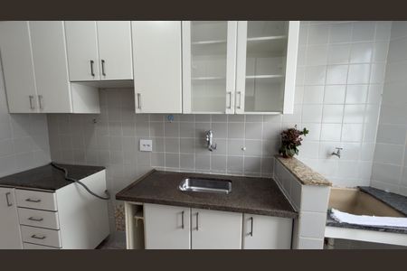 Apartamento para alugar com 3 quartos, 66m² em Estoril, Belo Horizonte