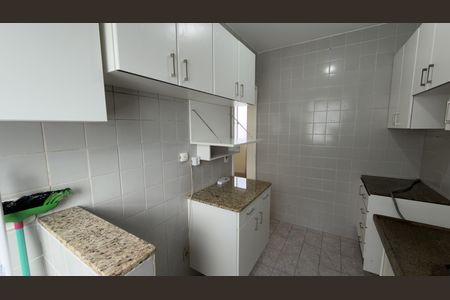 Apartamento para alugar com 3 quartos, 66m² em Estoril, Belo Horizonte