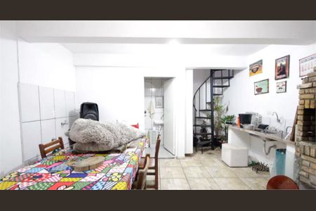 Casa à venda com 2 quartos, 125m² em Chácara Inglesa, São Paulo