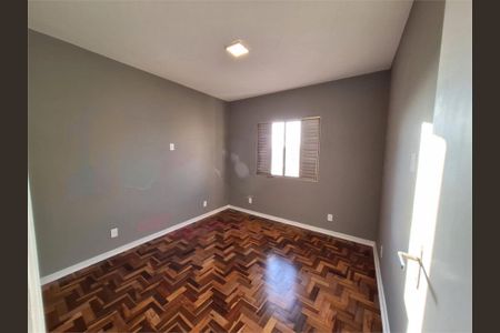 Casa à venda com 120m², 2 quartos e 2 vagas