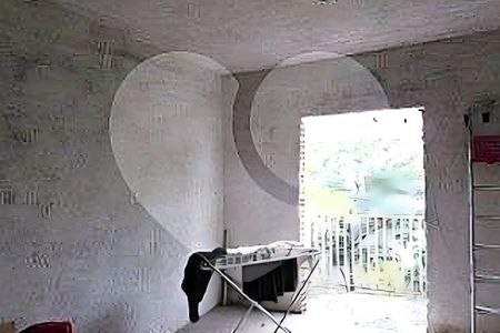 Casa à venda com 240m², 4 quartos e 2 vagas