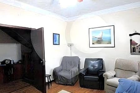 Casa à venda com 4 quartos, 240m² em Cambuci, São Paulo