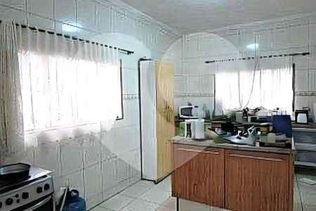 Casa à venda com 4 quartos, 240m² em Cambuci, São Paulo