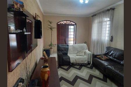 Casa à venda com 3 quartos, 135m² em Jardim Lallo, São Paulo