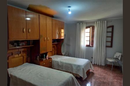 Casa à venda com 3 quartos, 135m² em Jardim Lallo, São Paulo