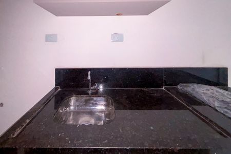 Apartamento para alugar com 28m², 1 quarto e sem vaga Apartamento para alugar com 28m², 1 quarto e sem vagaCozinha e Área de Serviço