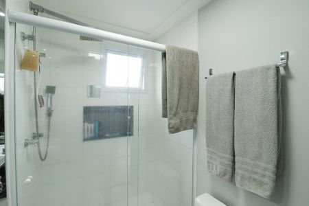 Apartamento para alugar com 110m², 3 quartos e 2 vagas Apartamento para alugar com 110m², 3 quartos e 2 vagasBanheiro da Suíte