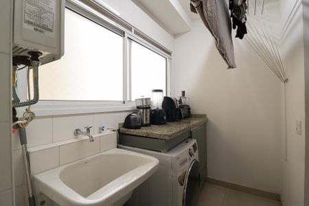 Apartamento para alugar com 110m², 3 quartos e 2 vagas Apartamento para alugar com 110m², 3 quartos e 2 vagasÁrea de Serviço