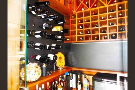 Casa à venda com 520m², 4 quartos e 6 vagas