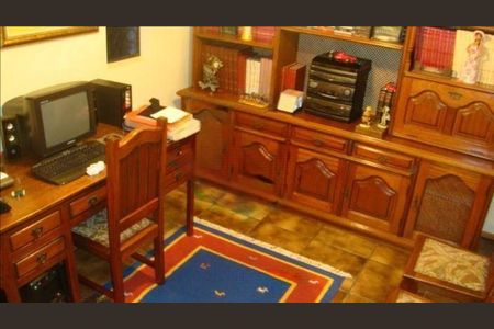 Casa à venda com 4 quartos, 375m² em Jardim Morumbi, São Paulo