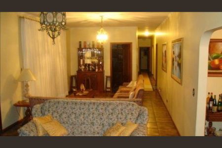 Casa à venda com 4 quartos, 375m² em Jardim Morumbi, São Paulo