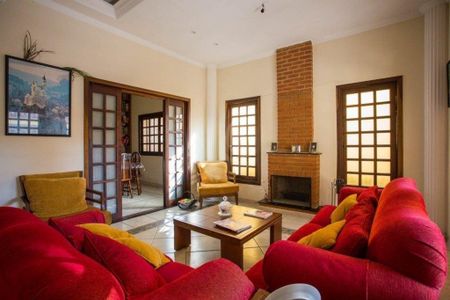 Casa à venda com 4 quartos, 400m² em Cidade São Francisco, São Paulo