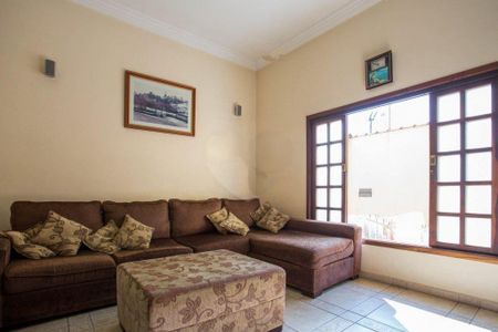 Casa à venda com 4 quartos, 400m² em Cidade São Francisco, São Paulo