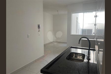 Casa à venda com 31m², 1 quarto e sem vaga