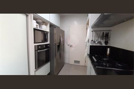 Apartamento à venda com 3 quartos, 173m² em Itaim Bibi, São Paulo