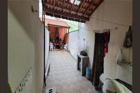 Casa à venda com 105m², 3 quartos e 2 vagas