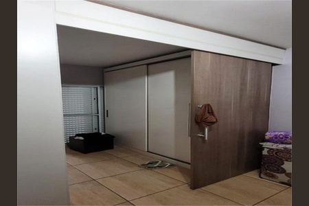 Casa à venda com 105m², 3 quartos e 2 vagas