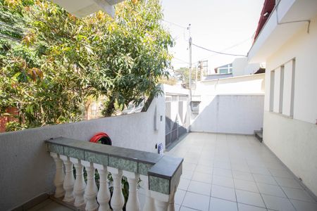 Casa para alugar com 196m², 4 quartos e 3 vagasQuintal