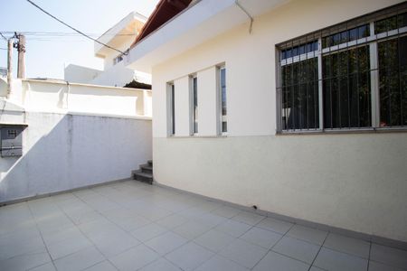 Casa para alugar com 196m², 4 quartos e 3 vagasQuintal